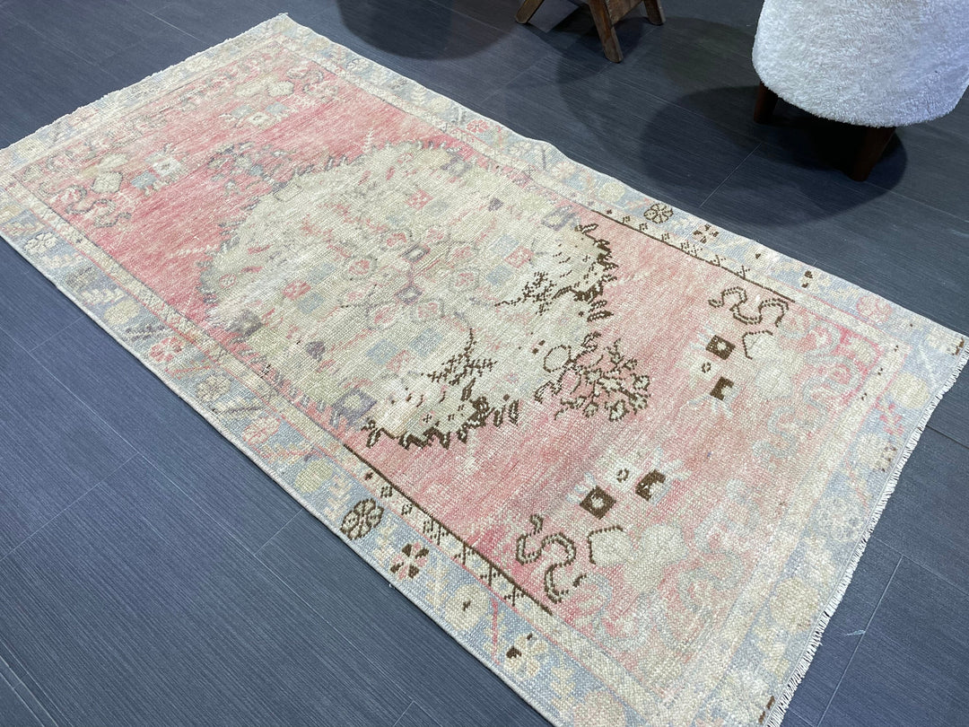 Beige Turkish Oushak Rug 2' 8" x 5' 1" Hand-Knotted