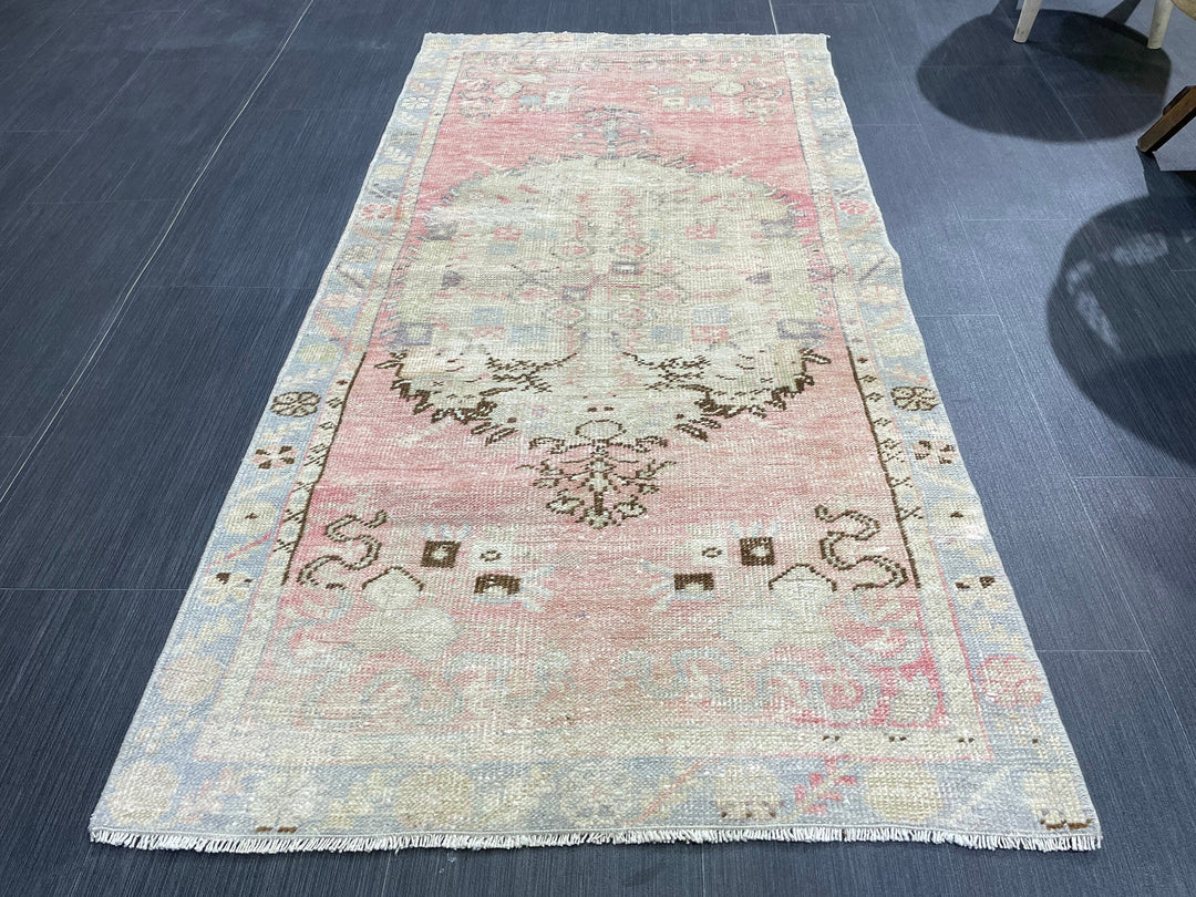 Beige Turkish Oushak Rug 2' 8" x 5' 1" Hand-Knotted view
