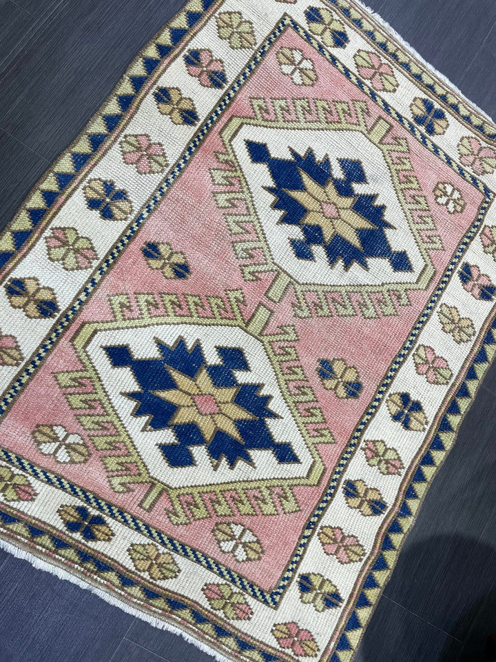 Oushak Oushak Rug 3' 3" x 4' 4" - No. WR99191