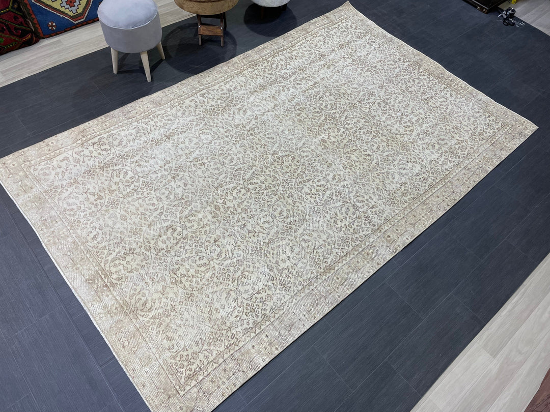 Beige Turkish Oushak Rug 5' 10" x 9' 3" Hand-Knotted field