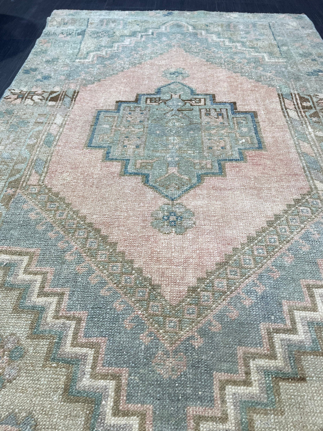 Rust Turkish Oushak Rug 3' 3" x 5' 3" Hand-Knotted close-up