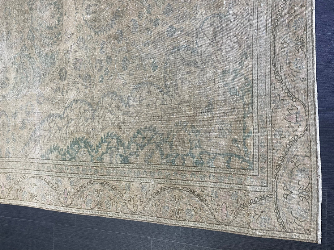 Rust Turkish Oushak Rug 6' 1" x 9' 6" Hand-Knotted texture