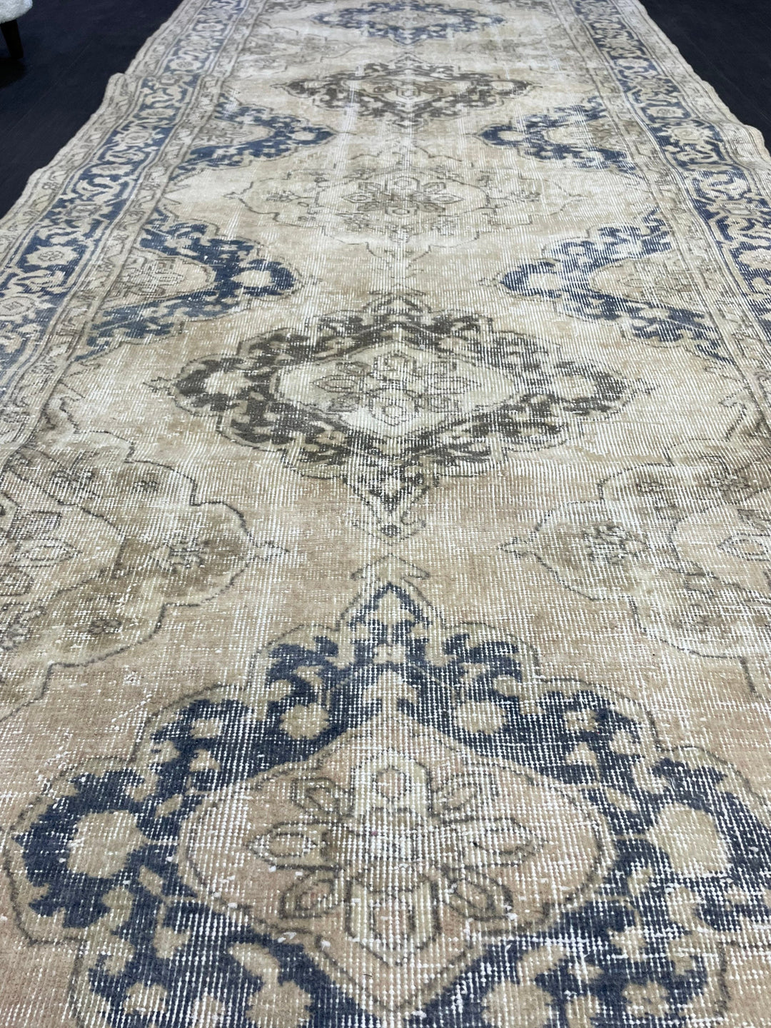 Beige Turkish Runner Rug 4' 8" x 11' 7" Hand-Knotted close-up