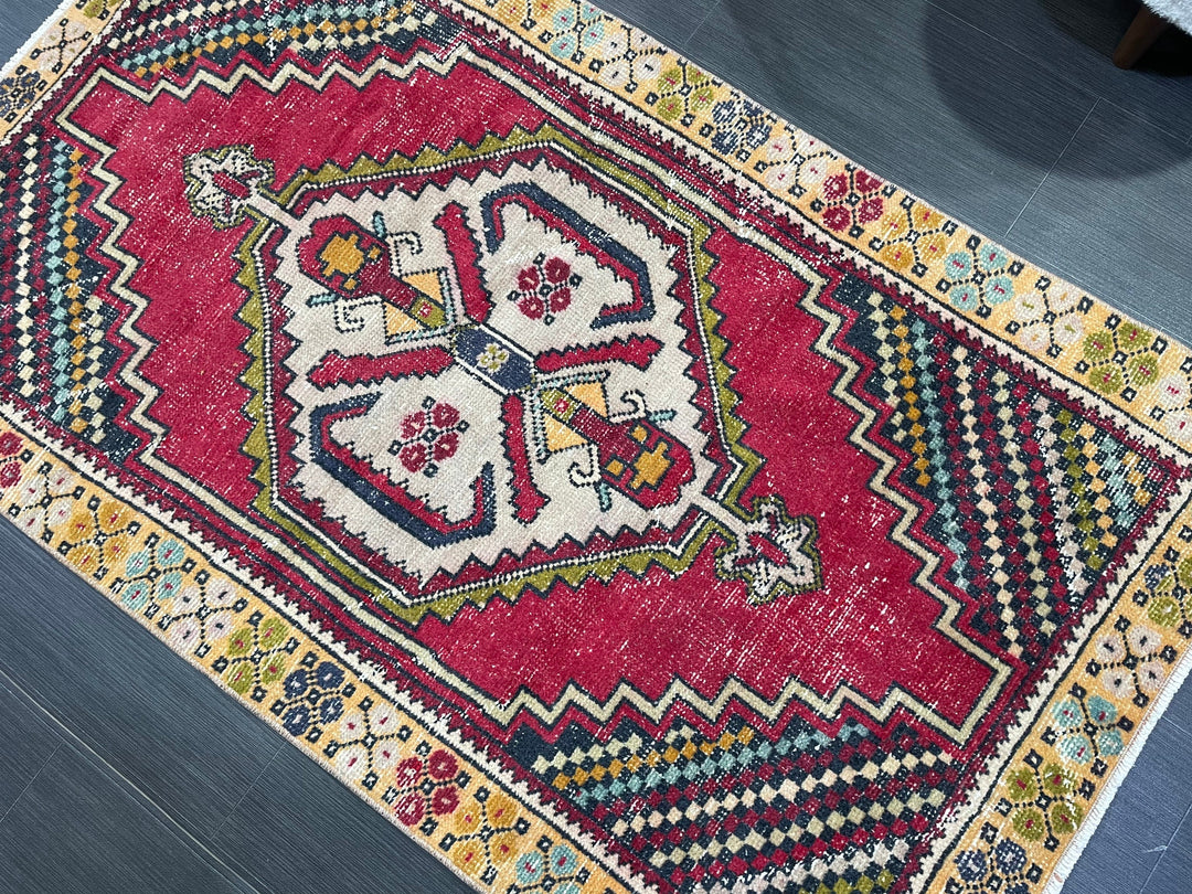 Beige Turkish Oushak Rug 3' 3" x 5' 7" Hand-Knotted field