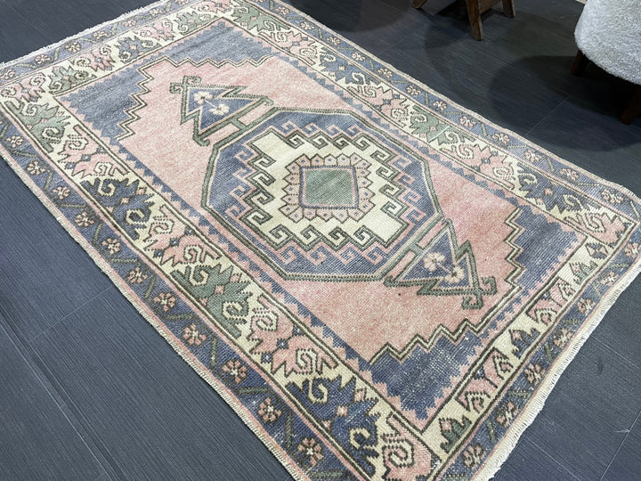 Turkish Oushak Rug 3' 2" x 5' 1" Hand-Knotted