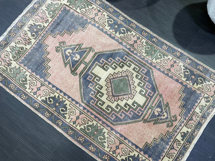 Turkish Oushak Rug 3' 2" x 5' 1" Hand-Knotted view 9