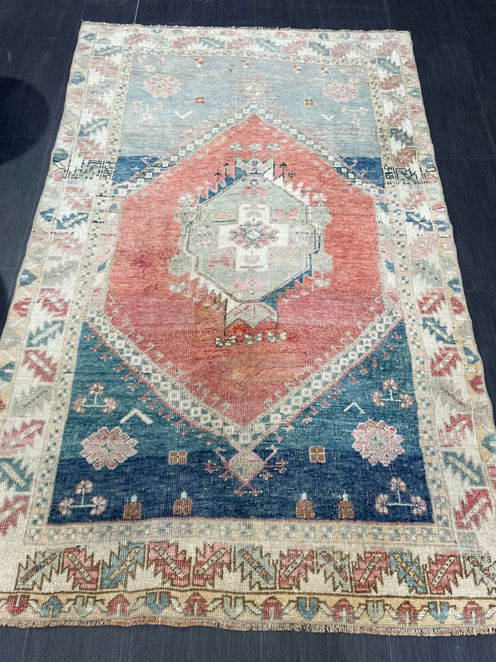 Turkish Oushak Rug 3' 11" x 6' 4" Hand-Knotted field