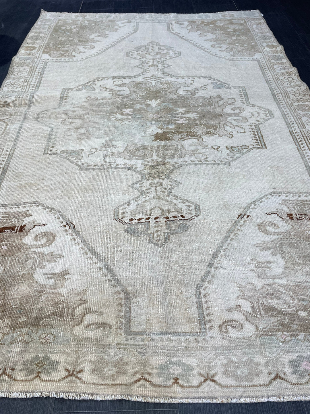 Beige Turkish Oushak Rug 4' 4" x 6' 7" Hand-Knotted view