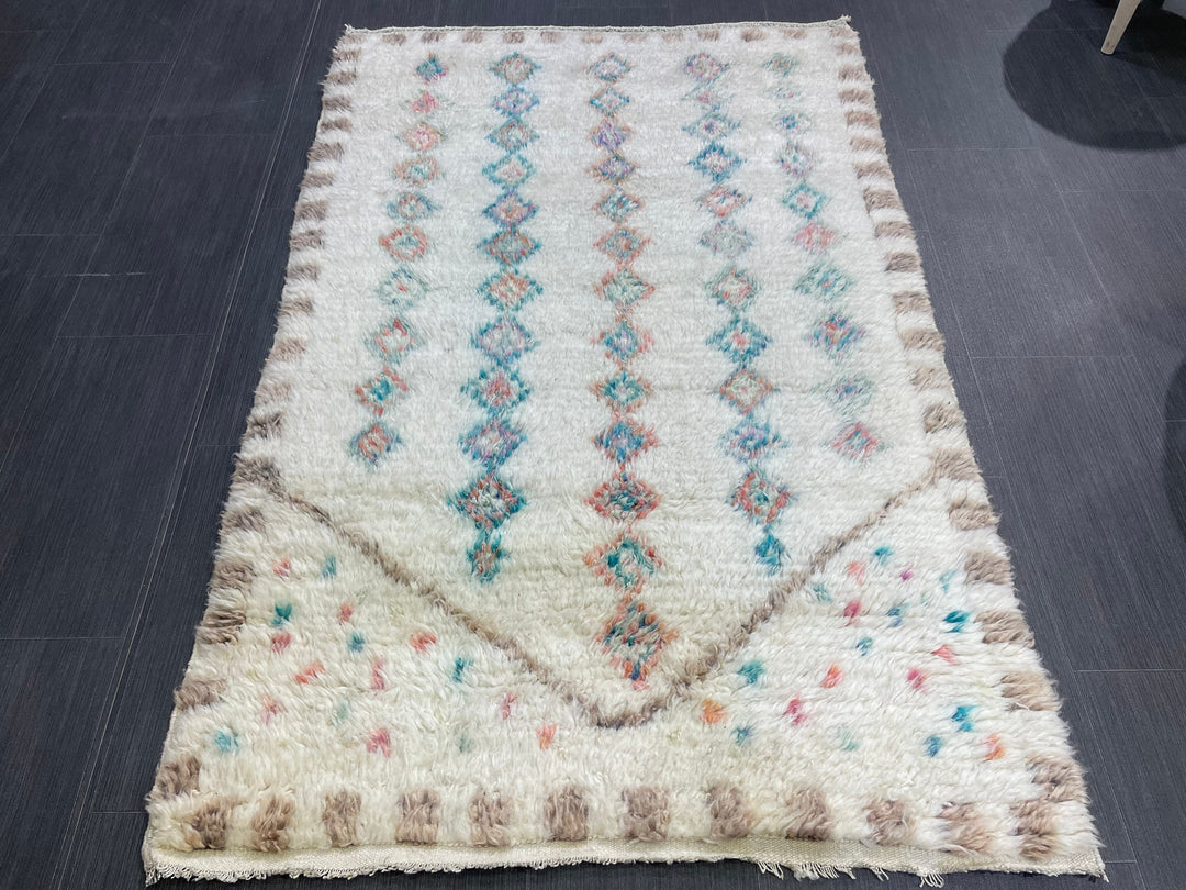 Tan Turkish Vintage Rug 3' 5" x 5' 4" Hand-Knotted close-up