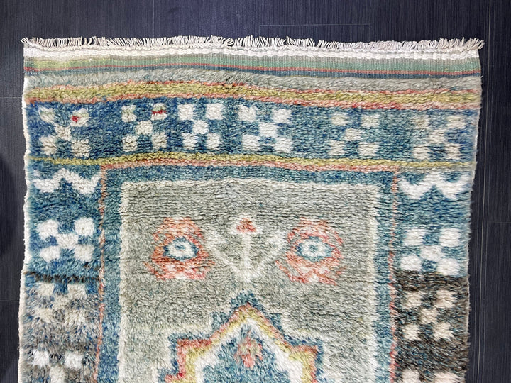 Tan Turkish Vintage Rug 3' 5" x 6' Hand-Knotted field