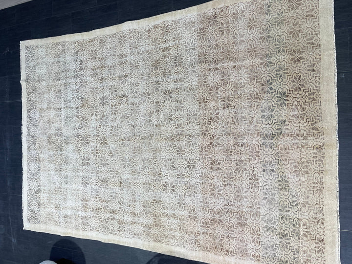 Rust Oushak Rug 6' 1" x 8' 11" - No. WR75299