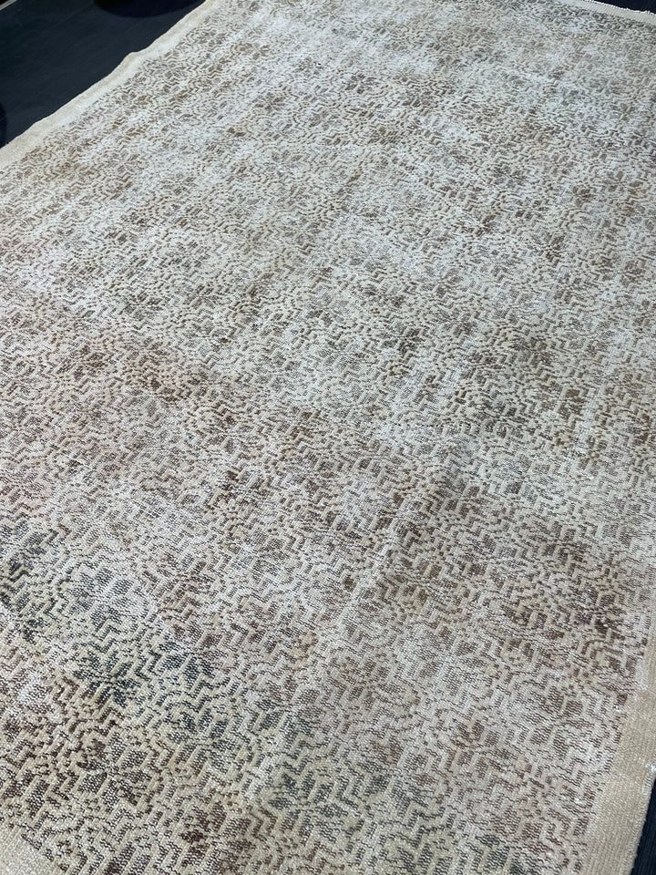 Rust Oushak Rug 6' 1" x 8' 11" - No. WR75299