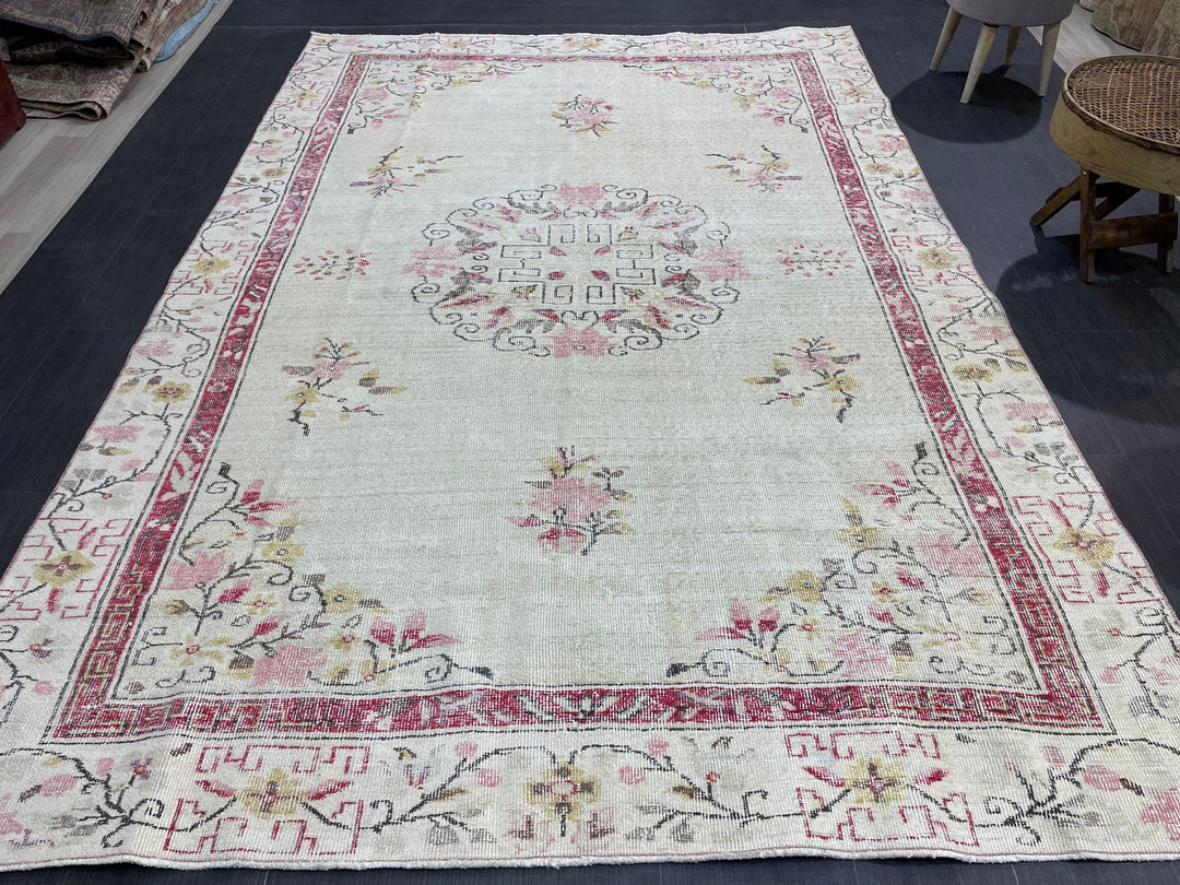 Rust Turkish Oushak Rug 6' 2" x 9' 3" Hand-Knotted detail