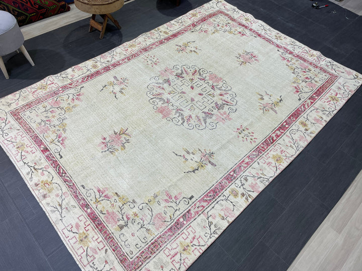 Rust Turkish Oushak Rug 6' 2" x 9' 3" Hand-Knotted close-up