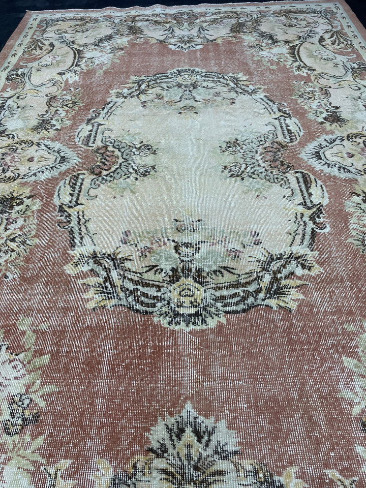 Rust Turkish Oushak Rug 6' 10" x 10' 9" Hand-Knotted pattern