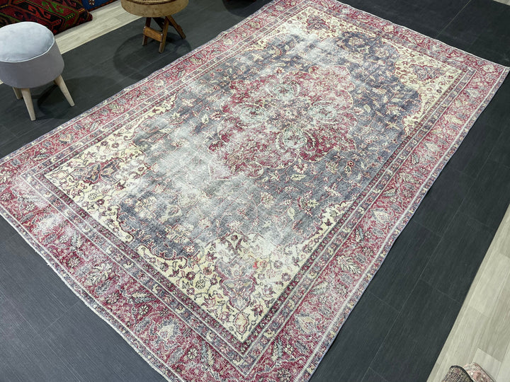Beige Turkish Oushak Rug 6' 3" x 10' Hand-Knotted field