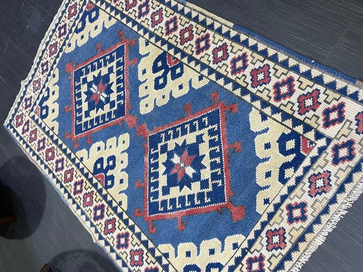 Turkish Oushak Rug 3' 3" x 4' 9" Hand-Knotted pattern