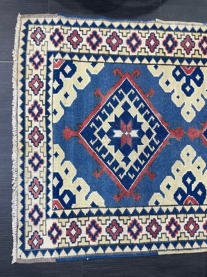 Turkish Oushak Rug 3' 3" x 4' 9" Hand-Knotted border