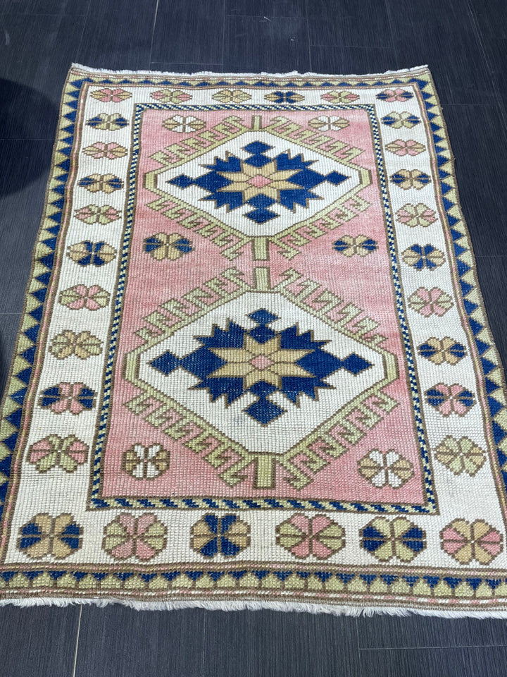 Oushak Oushak Rug 3' 3" x 4' 4" - No. WR99191