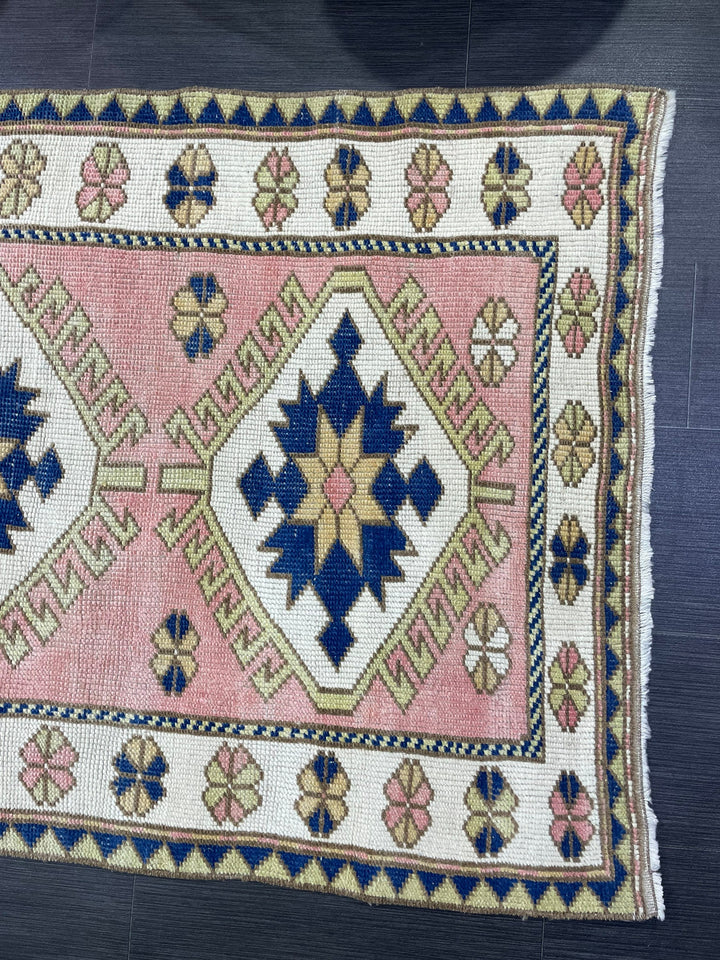 Oushak Oushak Rug 3' 3" x 4' 4" - No. WR99191