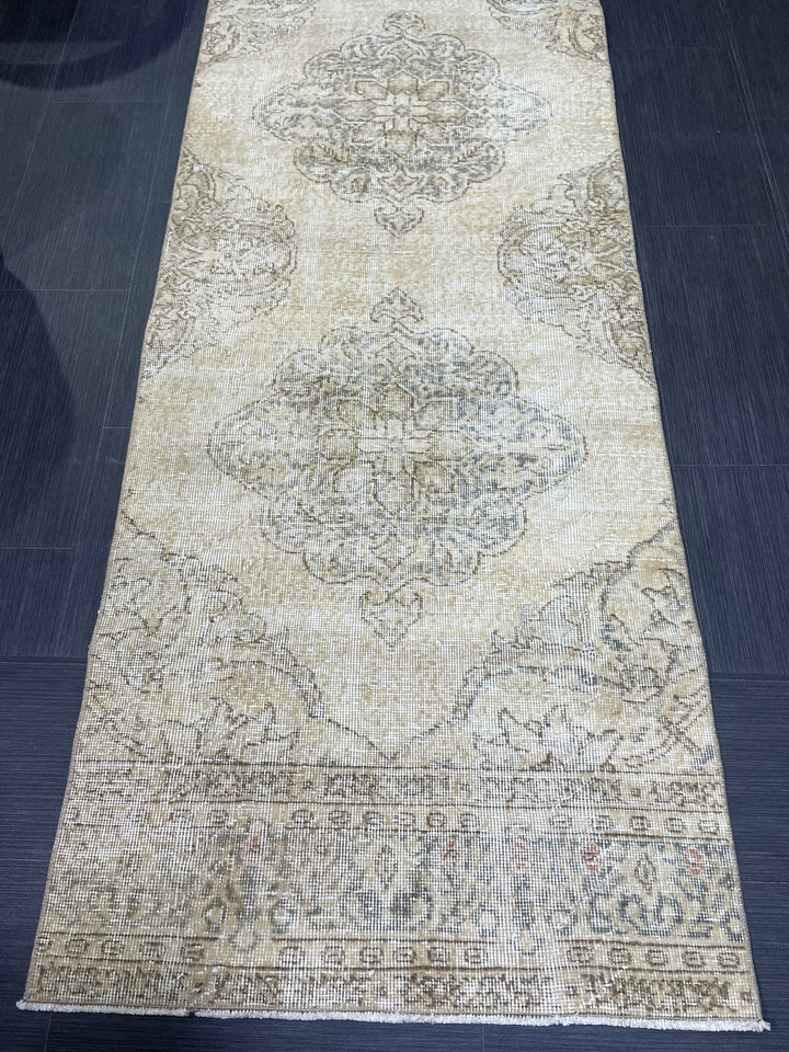 Beige Turkish Runner Rug 2' 10" x 12' 9" Hand-Knotted pattern
