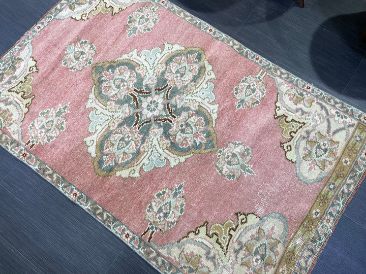Turkish Oushak Rug 3' x 4' 9" Hand-Knotted view