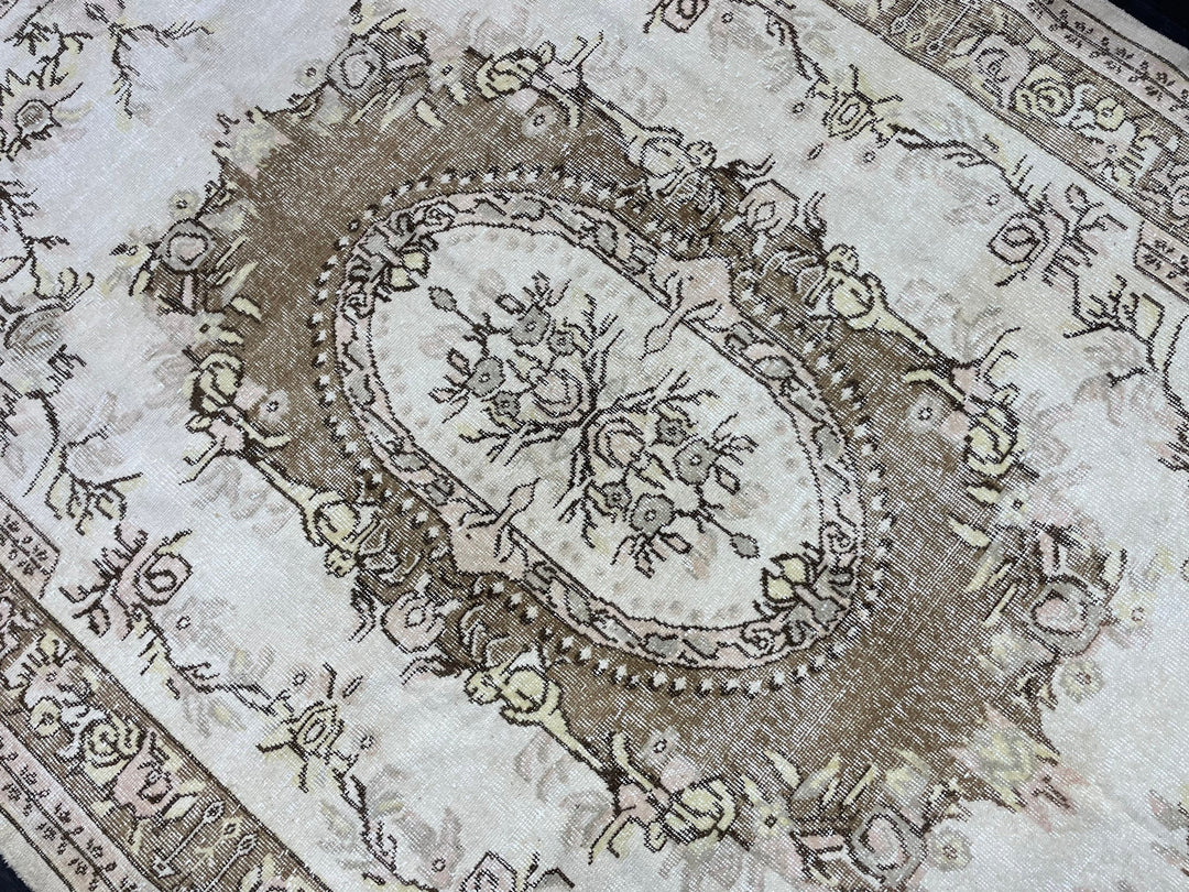 Beige Turkish Oushak Rug 5' 11" x 10' 1" Hand-Knotted | No. WR33470