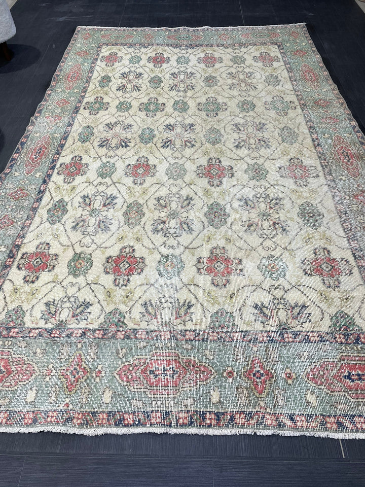 Rust Turkish Runner Rug 5' 8" x 9' 4" Hand-Knotted detail
