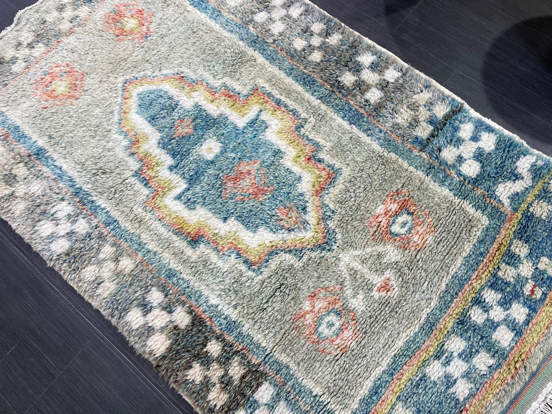 Tan Turkish Vintage Rug 3' 5" x 6' Hand-Knotted view 9