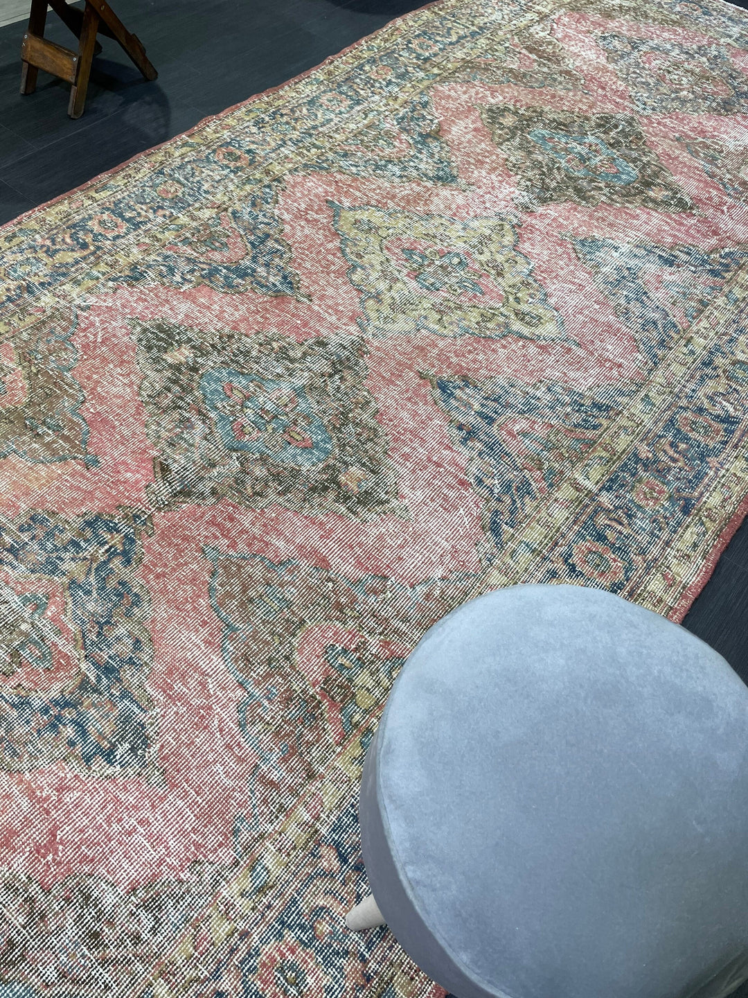 Beige Turkish Runner Rug 4' 10" x 11' 2" Hand-Knotted detail