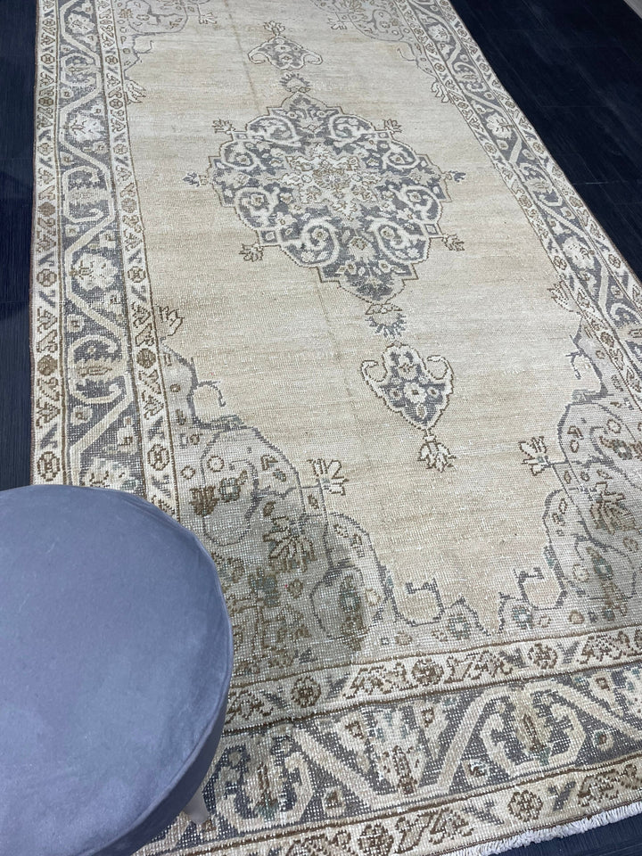 Blue Turkish Oushak Rug 4' 9" x 10' Hand-Knotted texture