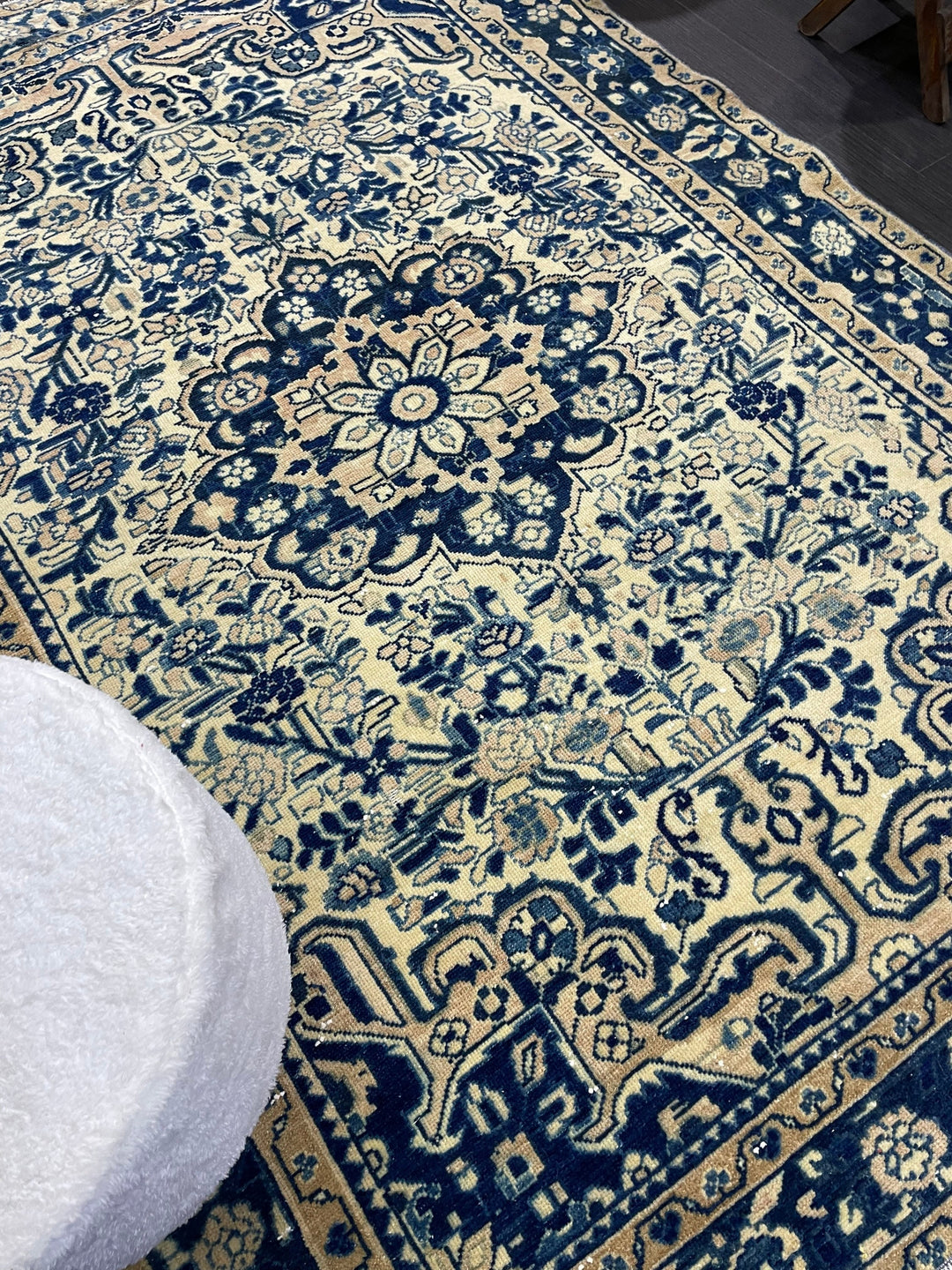 Navy Runner Rug 4' 5" x 6' 5" - No. WR26089