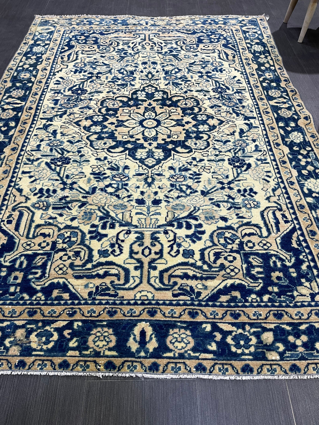 Navy Runner Rug 4' 5" x 6' 5" - No. WR26089