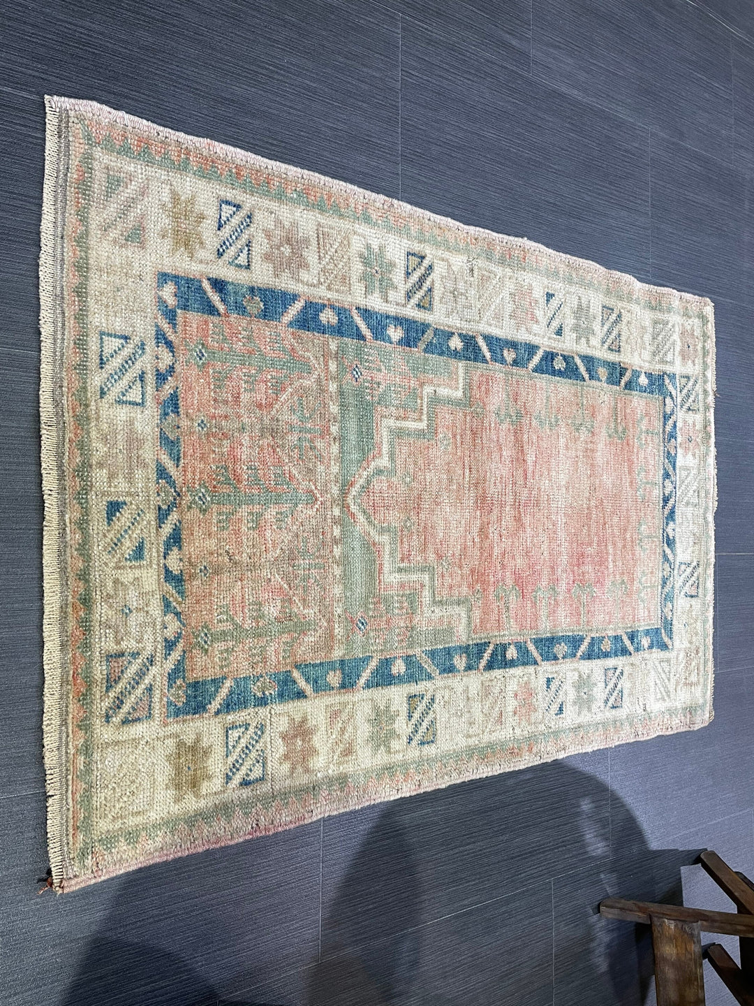 Beige Turkish Oushak Rug 2' 6" x 3' 7" Hand-Knotted detail