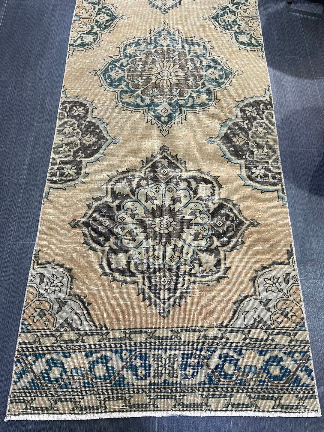 Beige Turkish Runner Rug 2' 10" x 13' Hand-Knotted border