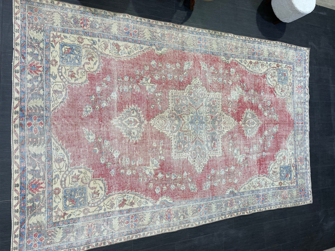 Turkish Runner Rug 5' 10" x 9' 6" Hand-Knotted view