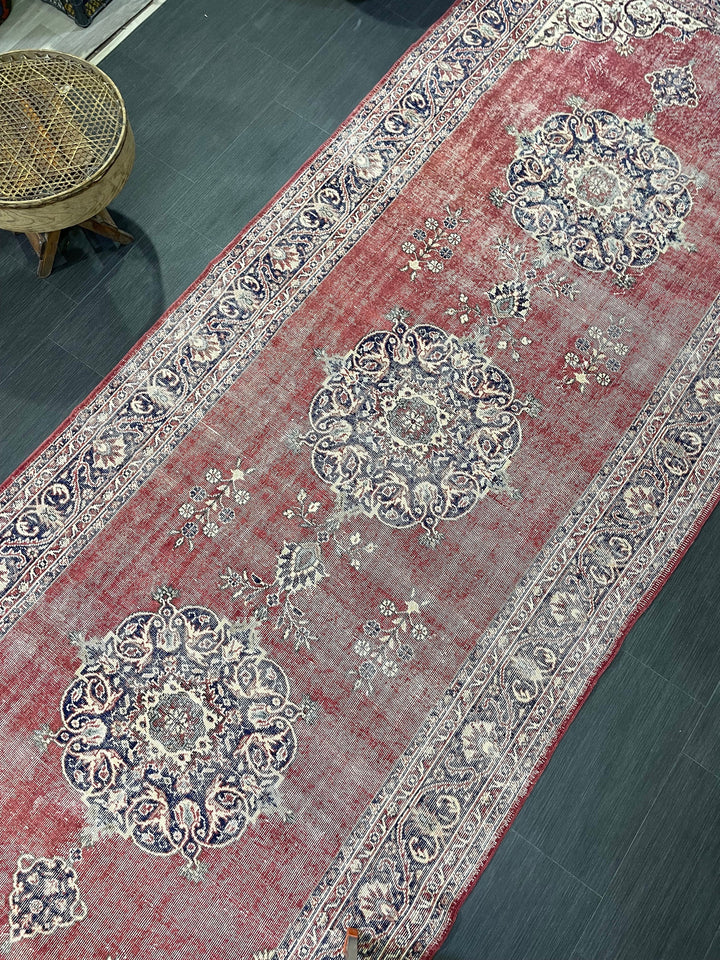 Beige Turkish Runner Rug 4' 10" x 12' 10" Hand-Knotted field