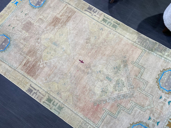 Turkish Oushak Rug 3' 10" x 7' 3" Hand-Knotted close-up