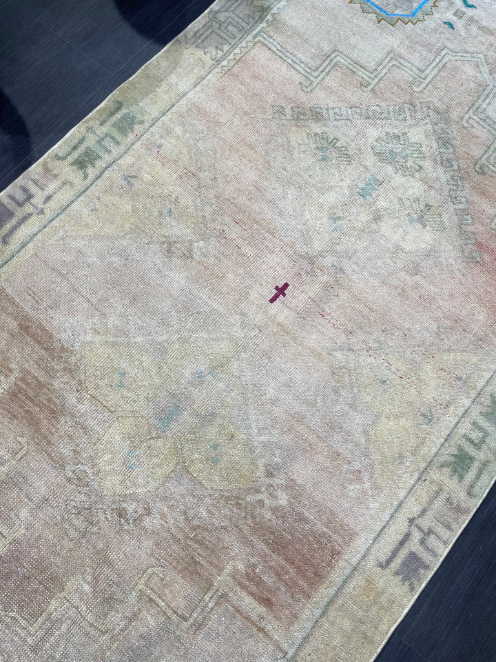 Turkish Oushak Rug 3' 10" x 7' 3" Hand-Knotted field
