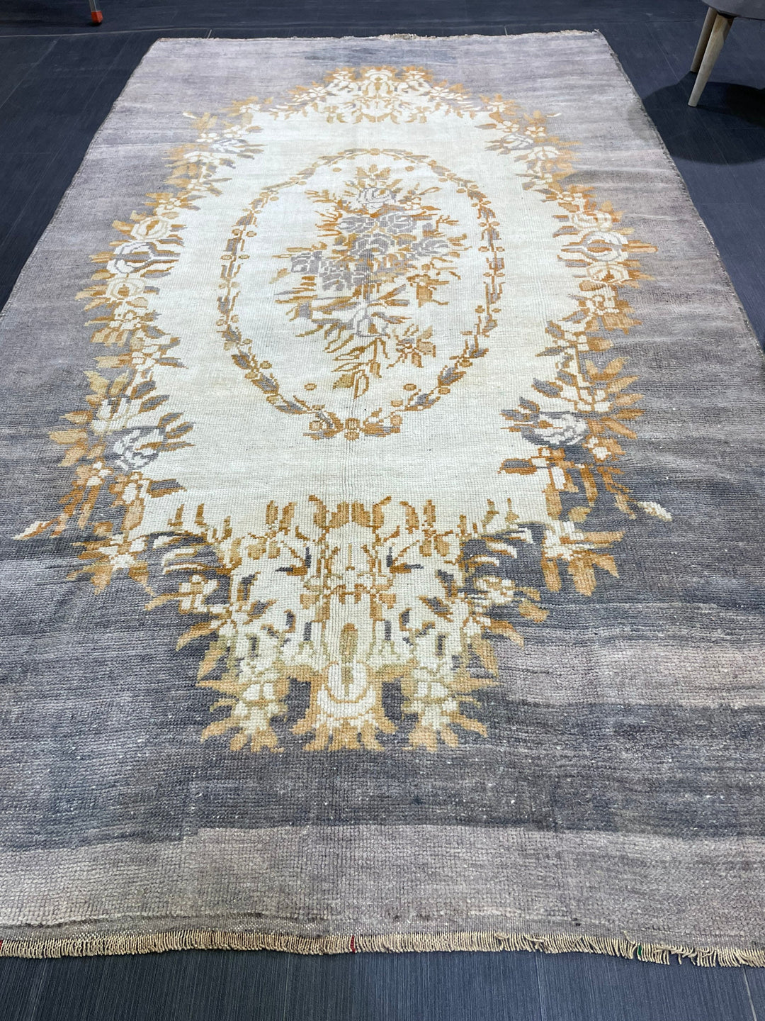 Grey Runner Rug 4' 9" x 8' 6" - No. WR94579