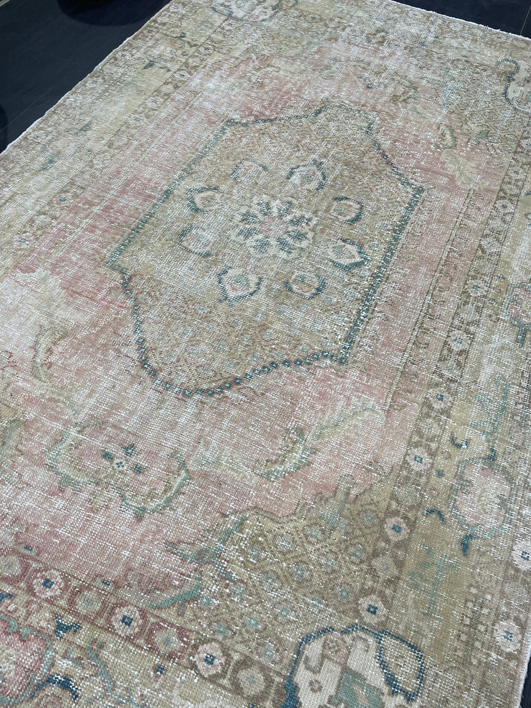 Pink Turkish Oushak Rug 5' 11" x 9' 3" Hand-Knotted field