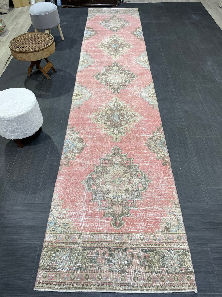 Beige Turkish Runner Rug 2' 10" x 13' 10" Hand-Knotted close-up