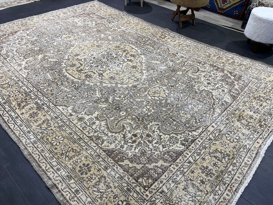 Brown Turkish Oushak Rug 6' 7" x 9' 9" Hand-Knotted | No. WR65854