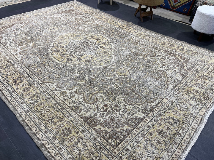 Brown Turkish Oushak Rug 6' 7" x 9' 9" Hand-Knotted | No. WR65854