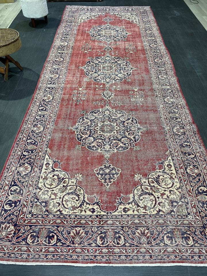 Beige Turkish Runner Rug 4' 10" x 12' 10" Hand-Knotted border