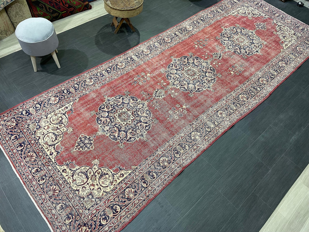 Beige Turkish Runner Rug 4' 10" x 12' 10" Hand-Knotted texture