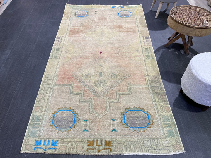 Turkish Oushak Rug 3' 10" x 7' 3" Hand-Knotted detail