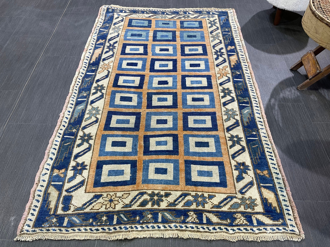 Rust Turkish Runner Rug 3' 3" x 5' 2" Hand-Knotted detail