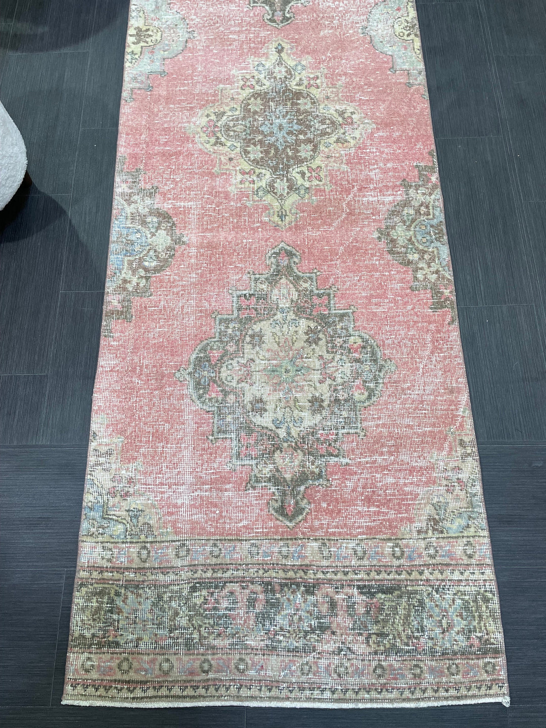 Beige Turkish Runner Rug 2' 10" x 13' 10" Hand-Knotted pattern