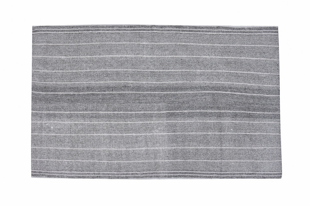Gray Kilim Rug 5' 11" x 8' 5" | No. VR32398